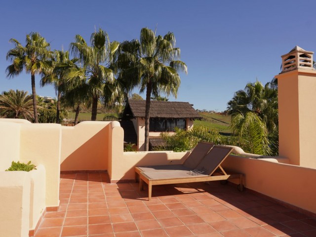 3 Bedrooms Townhouse in Nueva Andalucía
