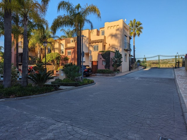 3 Bedrooms Townhouse in Nueva Andalucía