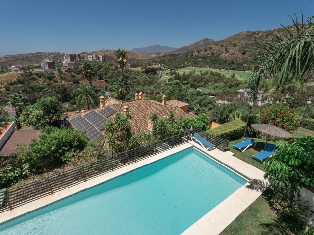 Apartment, Los Almendros, R5116936