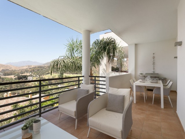Apartment, Los Almendros, R5116936