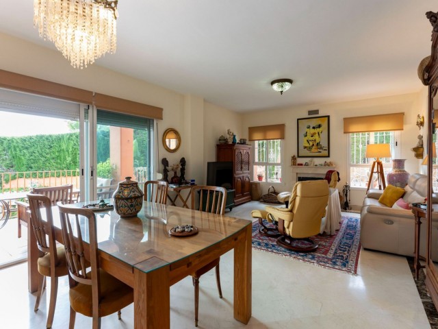 Villa, Cerros del Aguila, R5119204