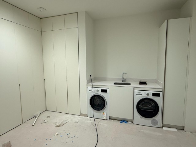 6 Bedrooms Villa in Marbella