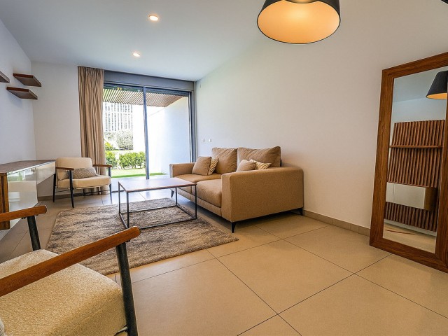 3 Bedrooms Apartment in Elviria