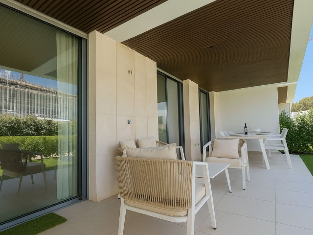 3 Bedrooms Apartment in Elviria