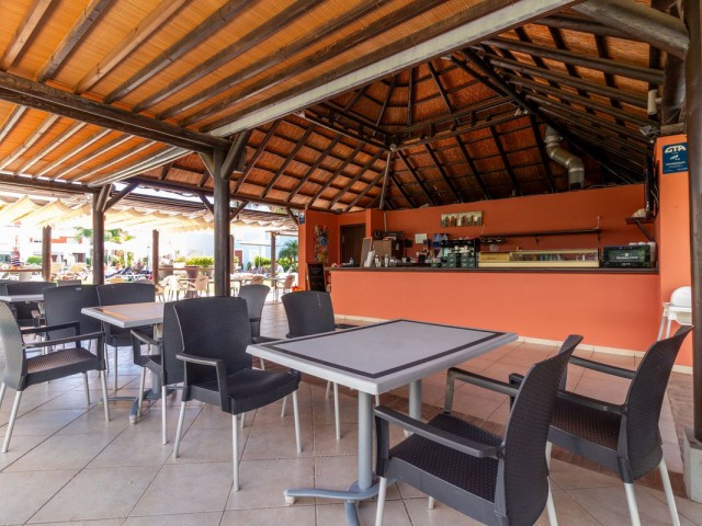 2 Bedrooms Apartment in El Paraiso