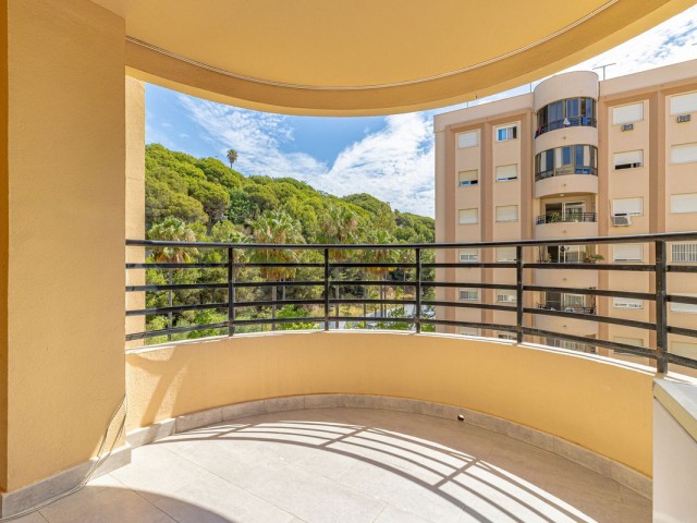 3 Bedrooms Apartment in Marbella