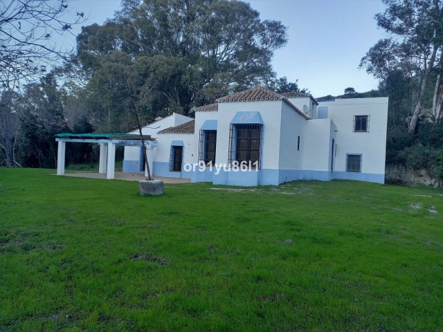 5 Soveroms Villa i Casares