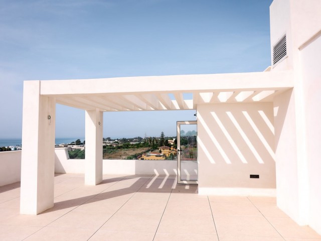 3 Bedrooms Apartment in Selwo