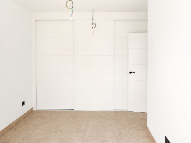 3 Bedrooms Apartment in Selwo