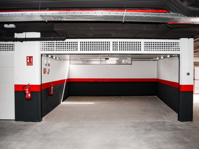 3 Bedrooms Apartment in Selwo