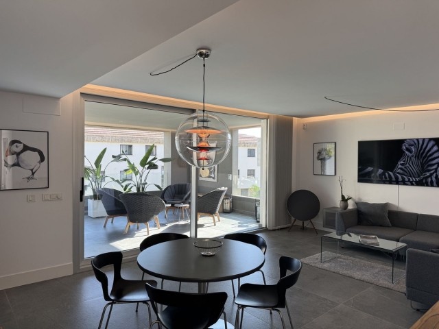 3 Bedrooms Apartment in Nueva Andalucía