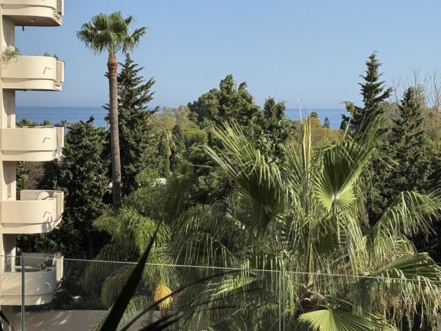 3 Soveroms Leilighet i Nueva Andalucía
