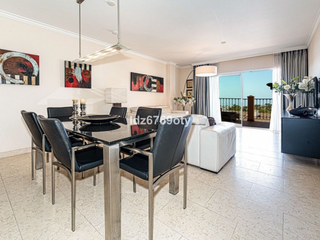 2 Bedrooms Apartment in Benalmadena