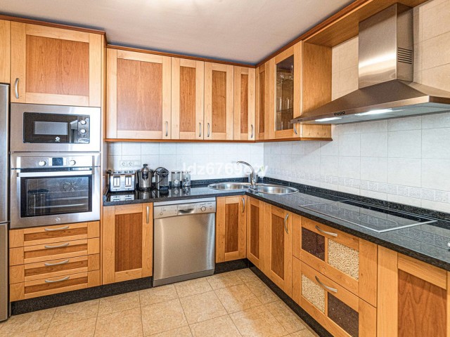 2 Bedrooms Apartment in Benalmadena