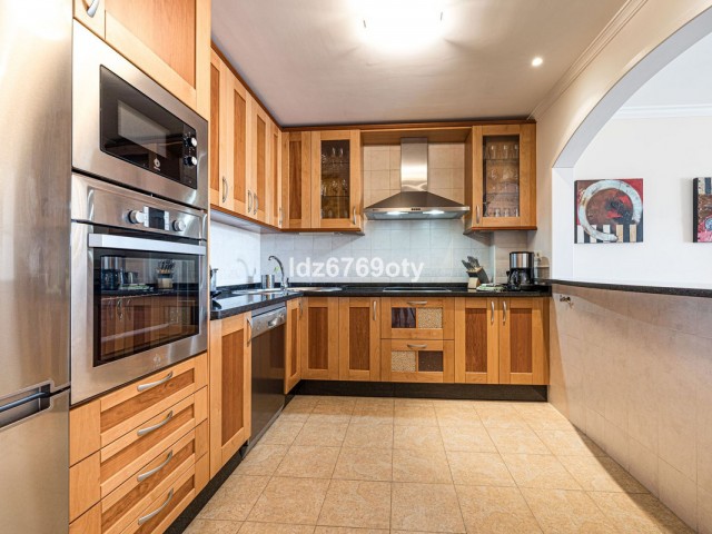 2 Bedrooms Apartment in Benalmadena