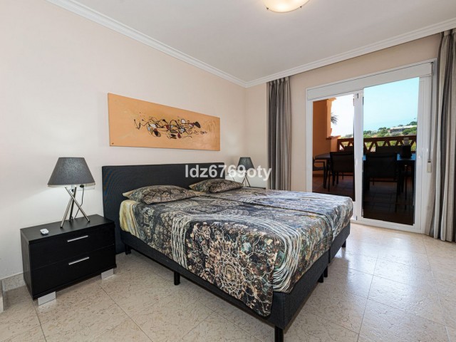 2 Bedrooms Apartment in Benalmadena