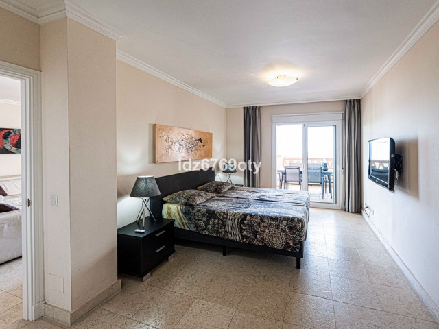 2 Bedrooms Apartment in Benalmadena