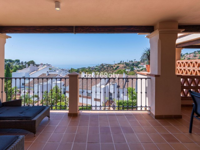 2 Bedrooms Apartment in Benalmadena