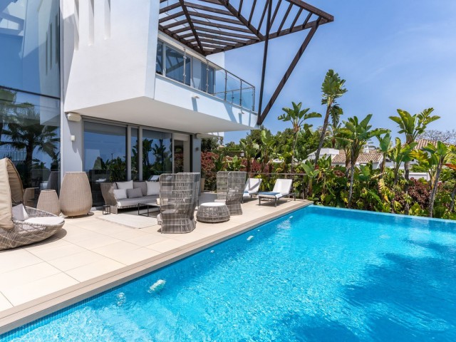 4 Bedrooms Townhouse in Sierra Blanca