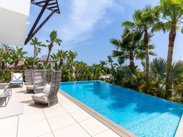 4 Bedrooms Townhouse in Sierra Blanca