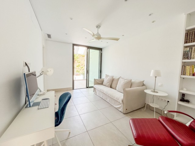 4 Bedrooms Villa in Mijas