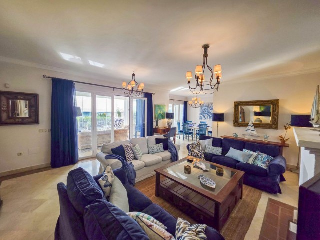 3 Schlafzimmer Apartment in Casares Playa