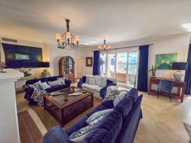 3 Schlafzimmer Apartment in Casares Playa