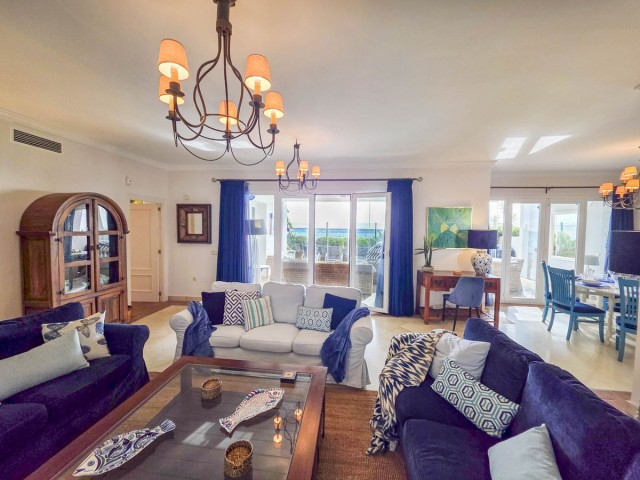 3 Schlafzimmer Apartment in Casares Playa