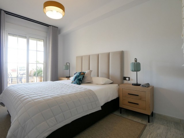 Apartment, Cabopino, R5120836