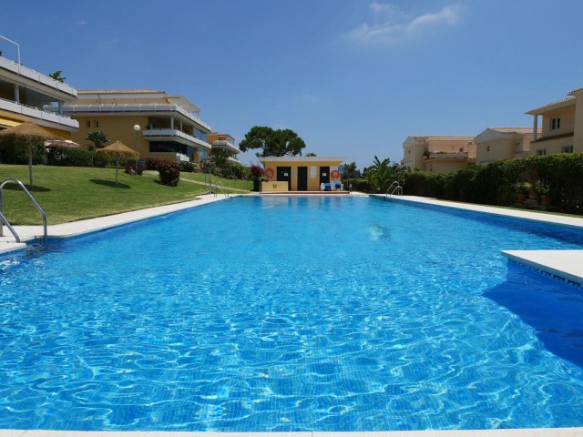 Apartment, Cabopino, R5120836