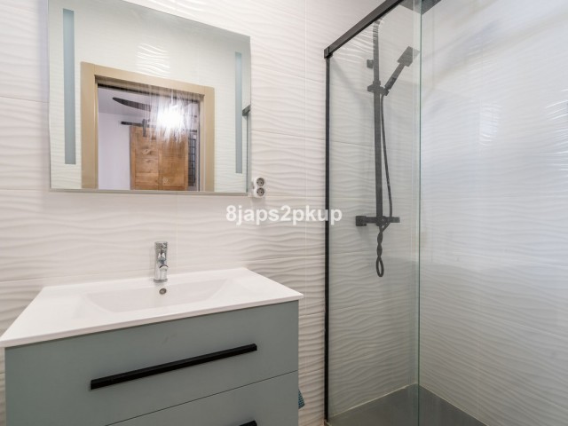 2 Slaapkamer Rijtjeshuis in Estepona
