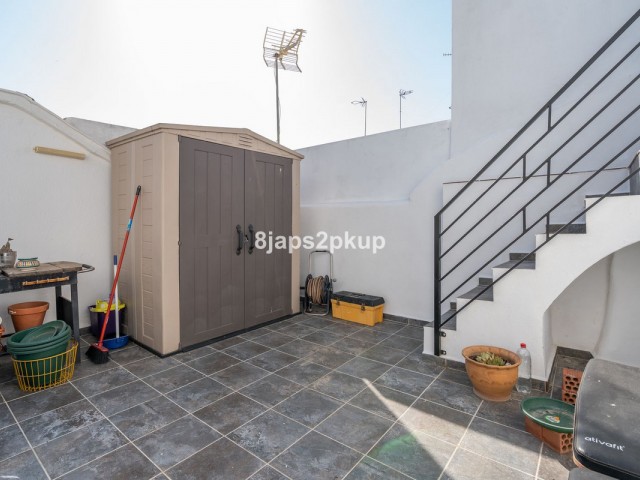 2 Slaapkamer Rijtjeshuis in Estepona