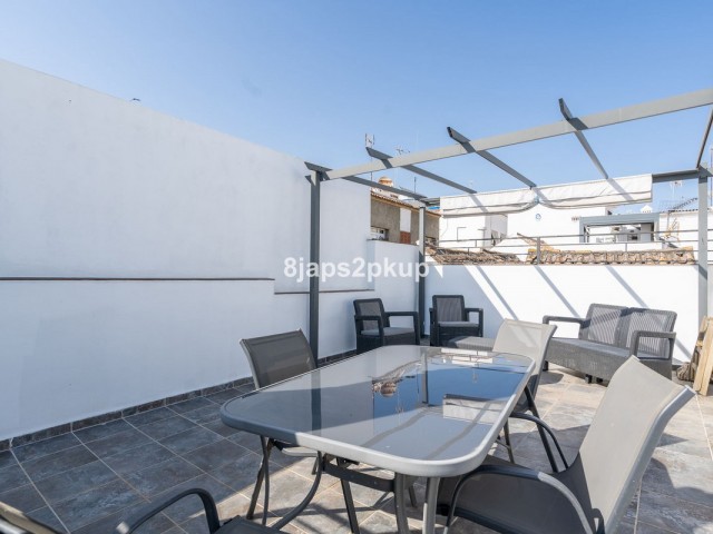 2 Slaapkamer Rijtjeshuis in Estepona