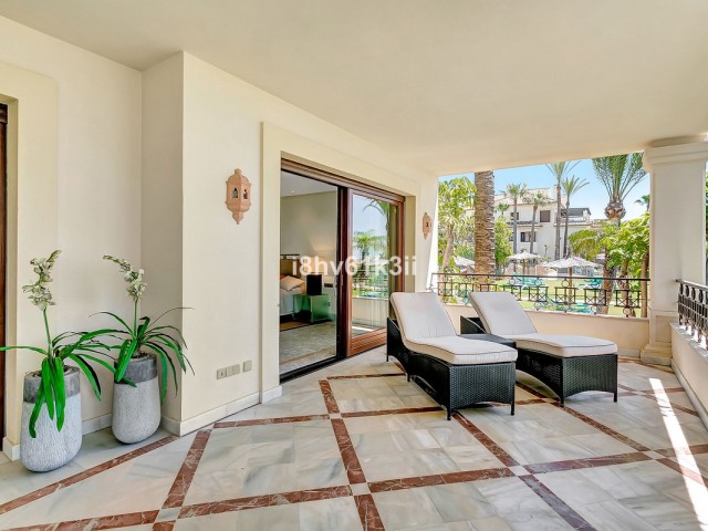 3 Bedrooms Apartment in Los Monteros