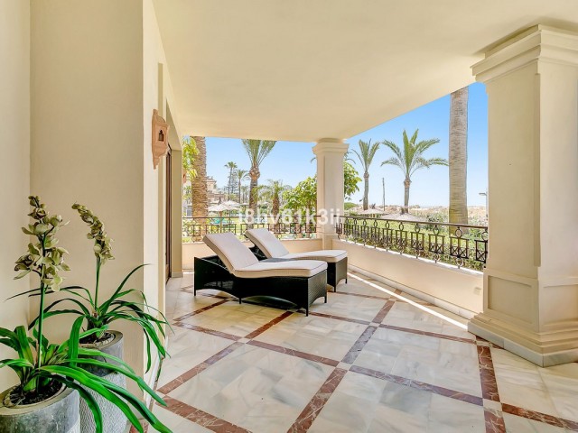 3 Bedrooms Apartment in Los Monteros