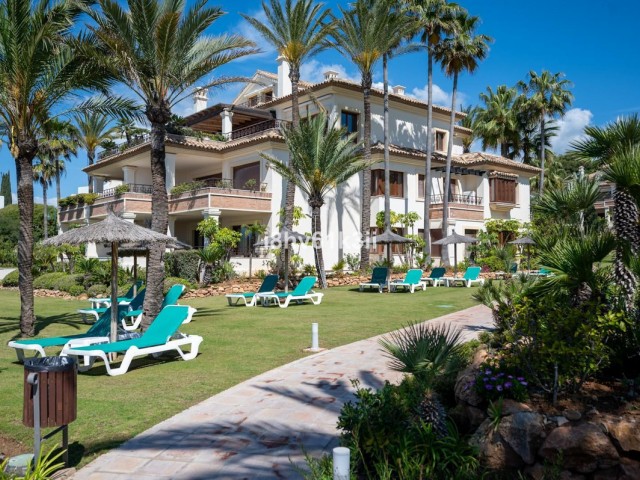 3 Bedrooms Apartment in Los Monteros