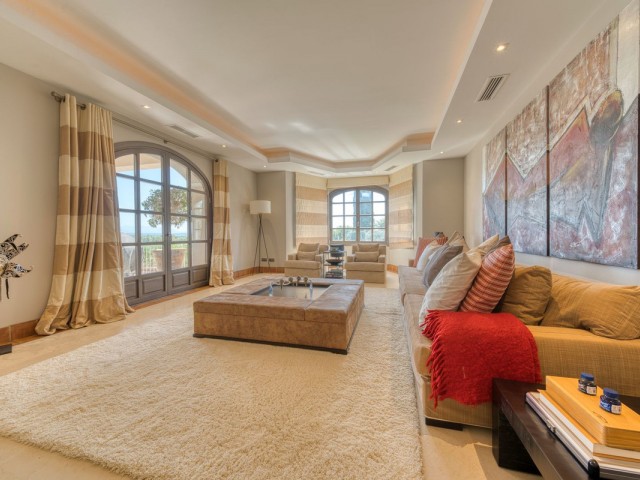 5 Bedrooms Villa in Sotogrande