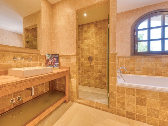 Villa avec 5 Chambres  à Sotogrande