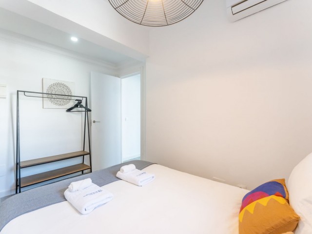 Apartamento con 7 Dormitorios  en Benalmadena Costa