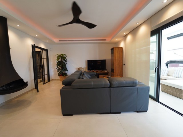 3 Bedrooms Villa in Mijas Golf