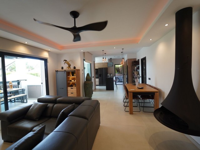 3 Bedrooms Villa in Mijas Golf