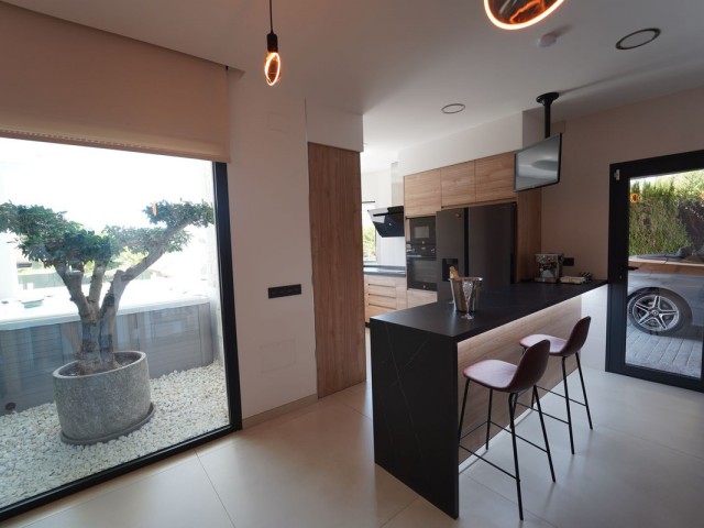 3 Bedrooms Villa in Mijas Golf