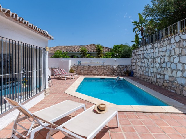 Villa con 3 Dormitorios  en Cerros del Aguila