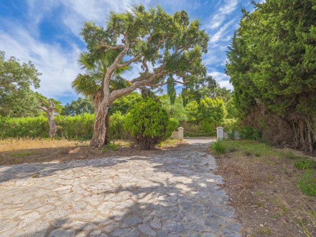 6 Makuuhuoneen Huvila San Roque Club