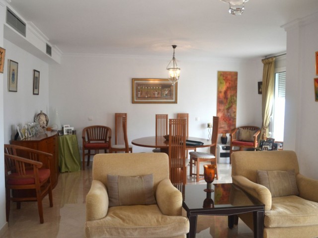 Villa con 3 Dormitorios  en Alhaurin Golf