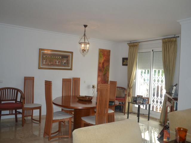 Villa con 3 Dormitorios  en Alhaurin Golf