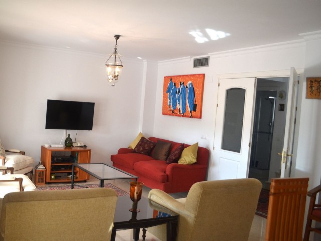 Villa con 3 Dormitorios  en Alhaurin Golf