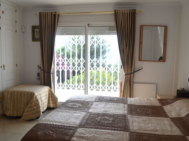 Villa con 3 Dormitorios  en Alhaurin Golf