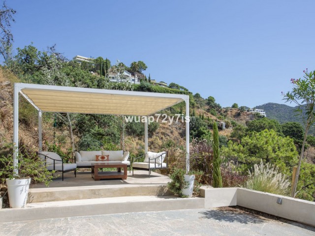 5 Soveroms Villa i Benahavís