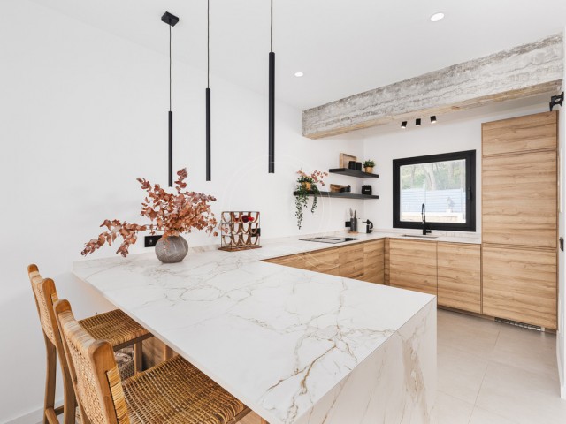 3 Bedrooms Townhouse in Marbella